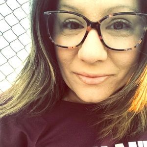 Meet your Posher, Kari